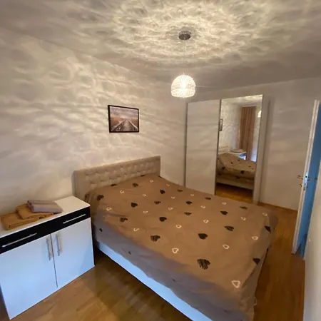 Z&g Apartman *
